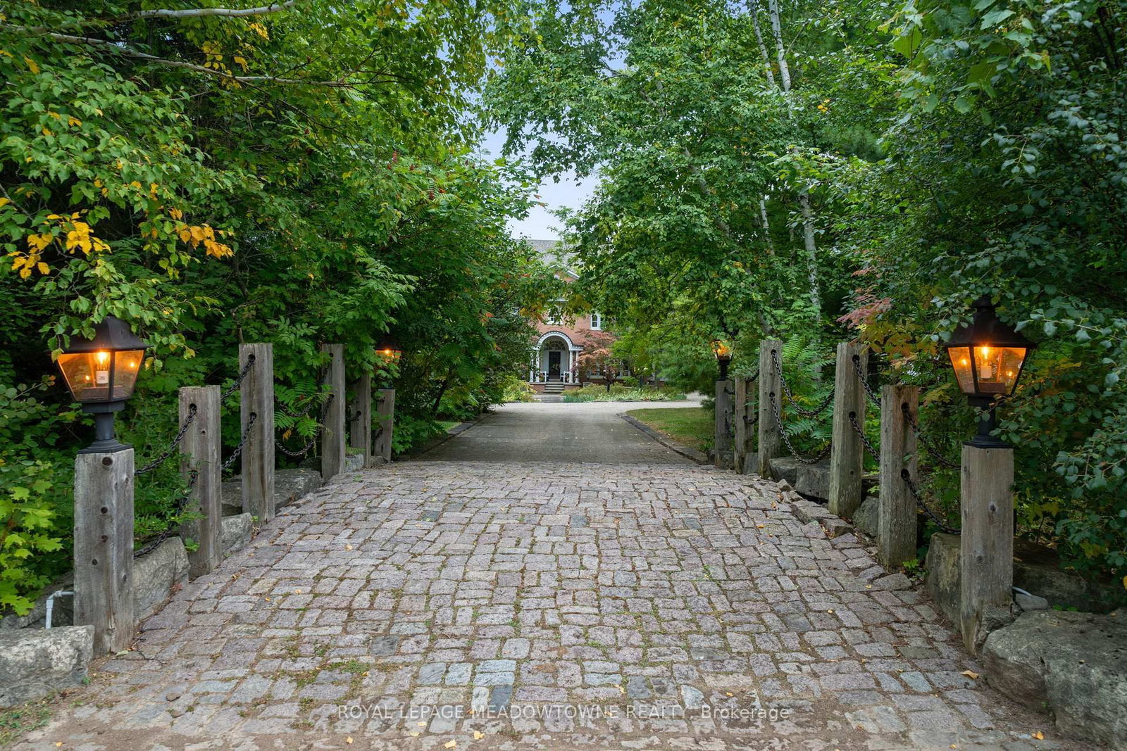 2097 Grange Side Road • Caledon, ON photo 4