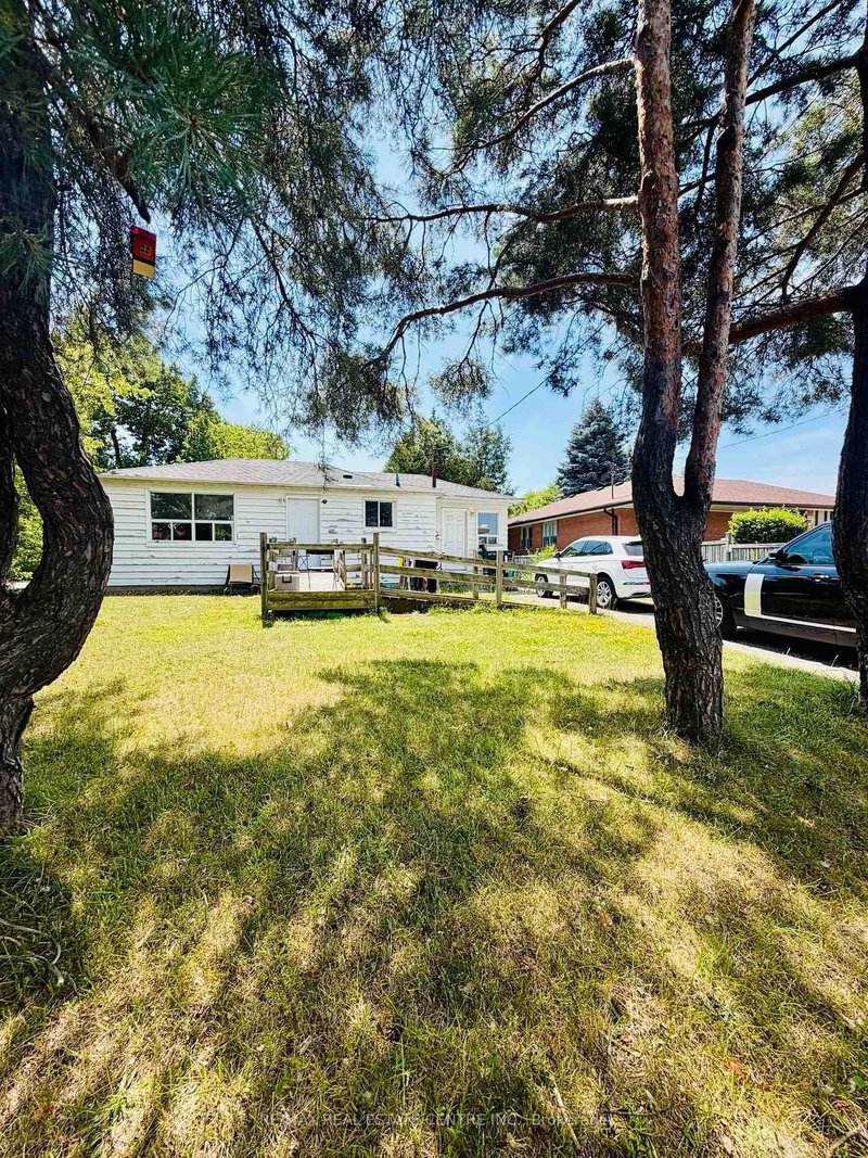7118 Goreway Drive