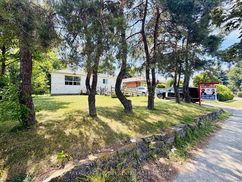 7118 Goreway Drive