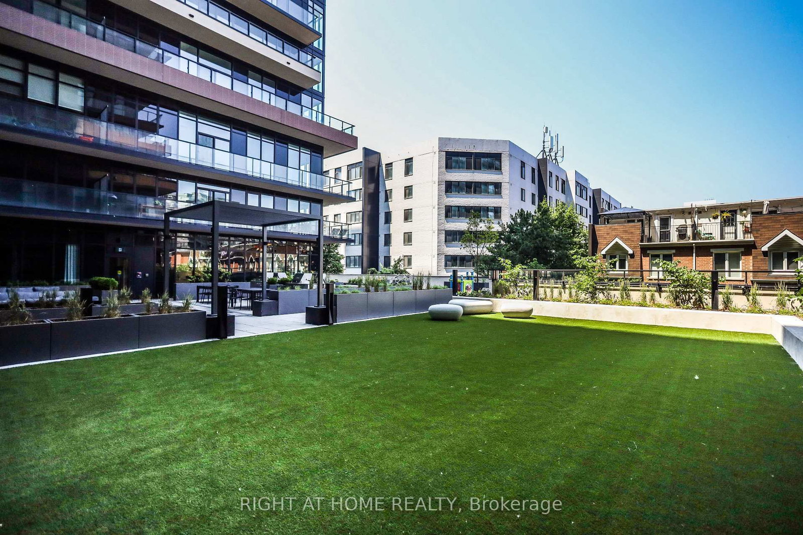 285 Dufferin Street • #525 • Toronto, ON photo 33