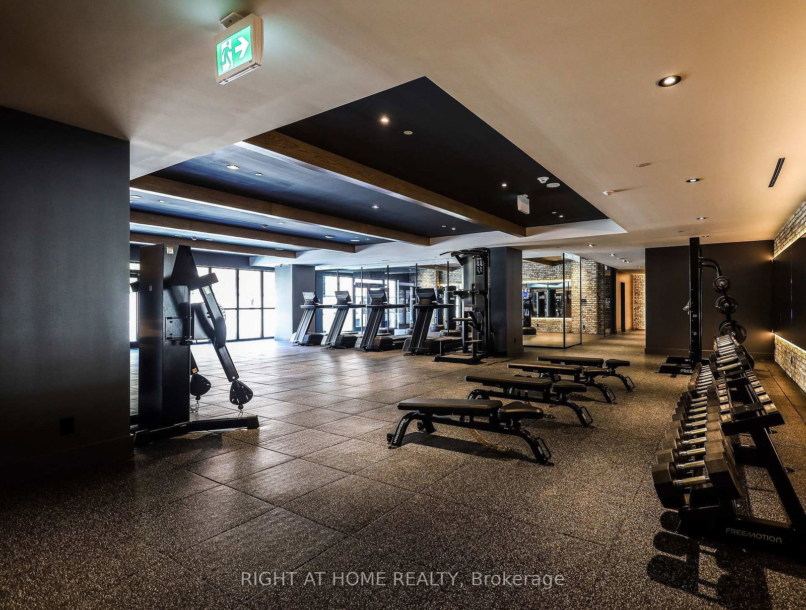 285 Dufferin Street • #525 • Toronto, ON photo 36