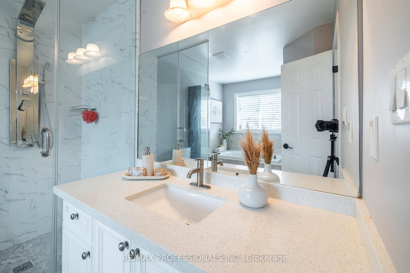 1245 Newell Street • Milton, ON photo 18