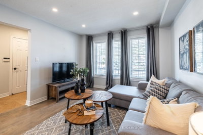 1245 Newell Street • Milton, ON photo 6