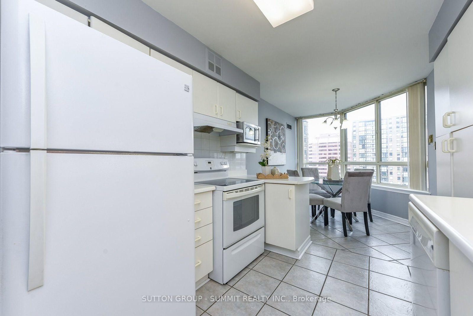 3605 Kariya Drive • #1404 • Mississauga, ON photo 7