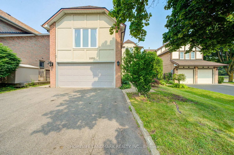 1091 Queens Ave, Oakville, Ontario