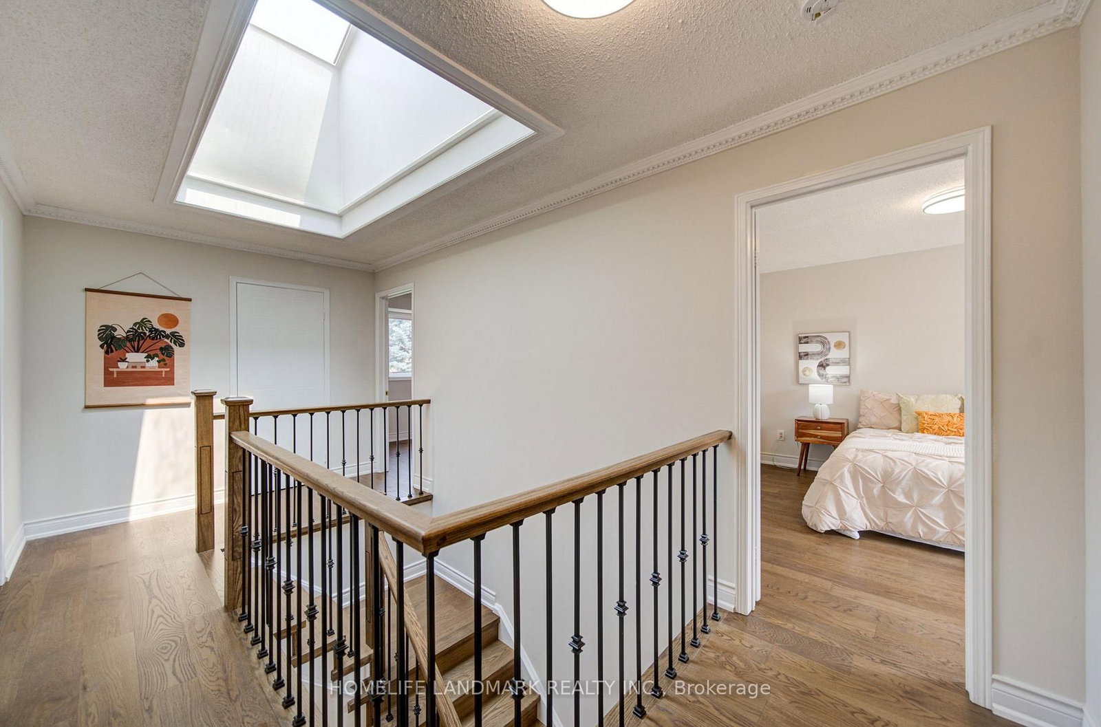 1091 Queens Avenue • Oakville, ON photo 21