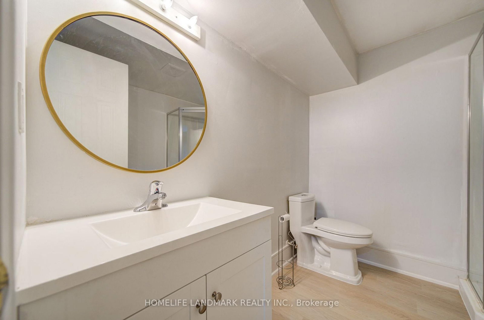 1091 Queens Avenue • Oakville, ON photo 42