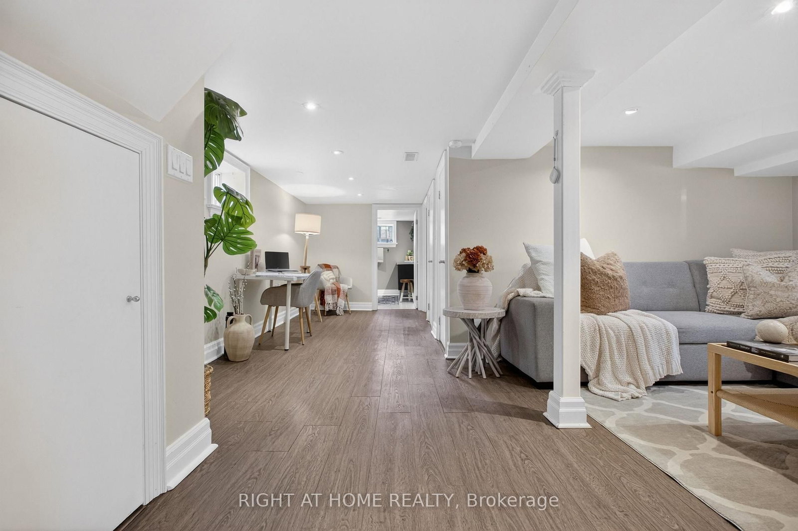 77 Elma Street • Toronto, ON photo 20