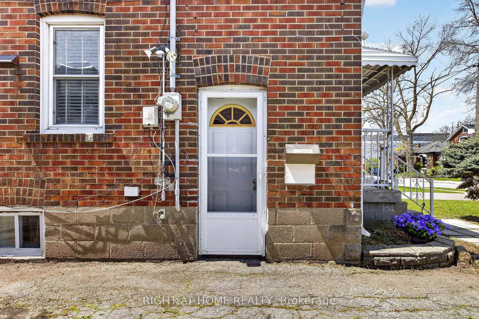 77 Elma Street • Toronto, ON photo 25