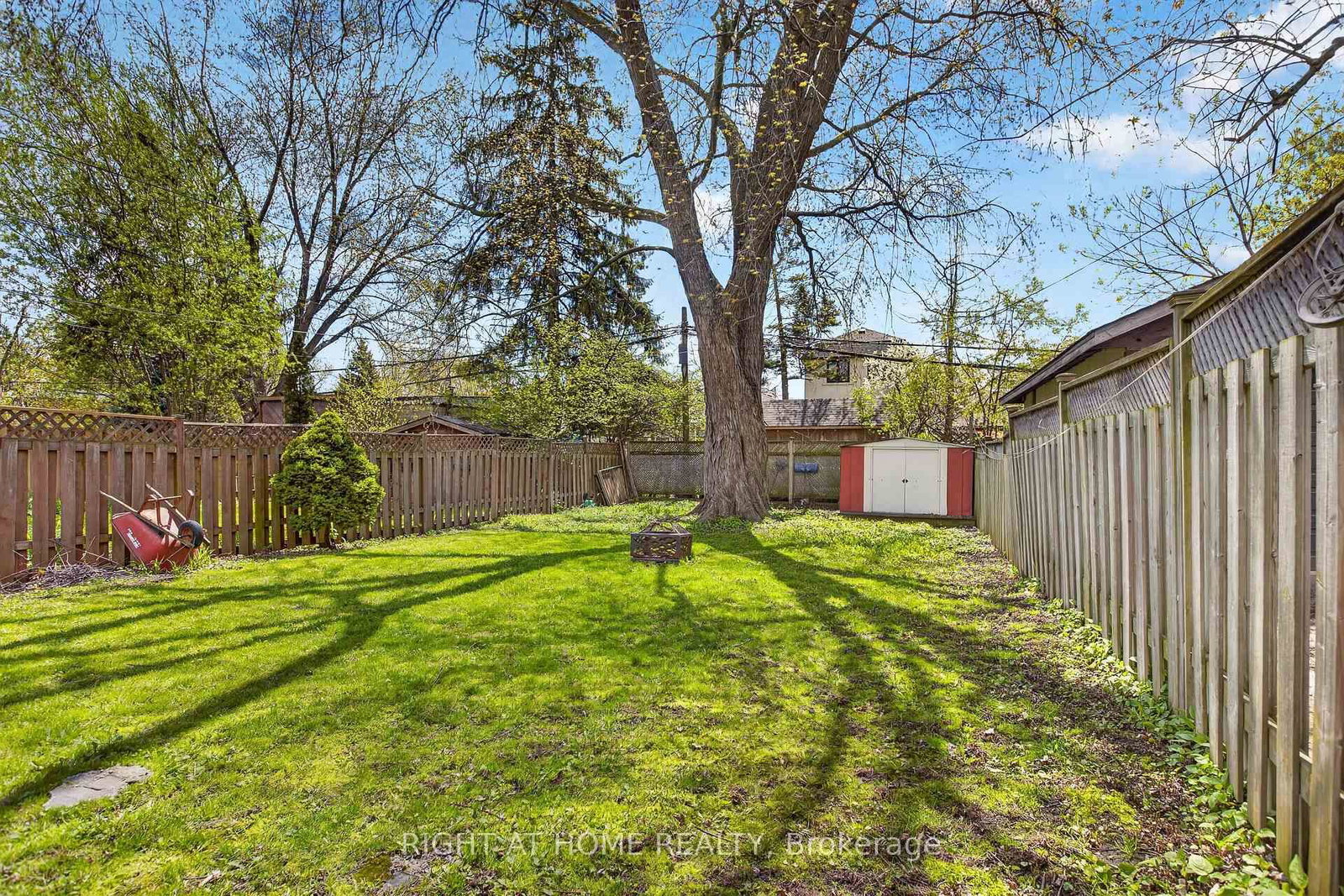77 Elma Street • Toronto, ON photo 26