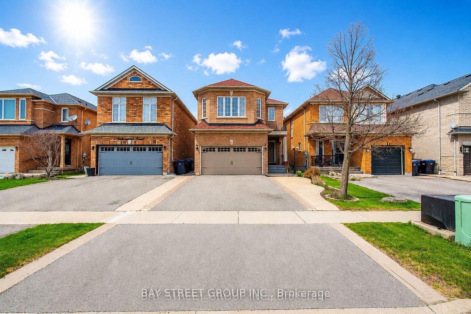 Detached House for sale at 5 Cedargrove Road, Caledon, Ontario, L7E 2L4 - Bolton West - MLS: W13575046