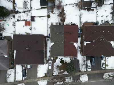 1055 Claredale Mississauga,ON L5G 1T5 — Photo 18