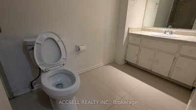 1055 Claredale Road • Mississauga, ON photo 9