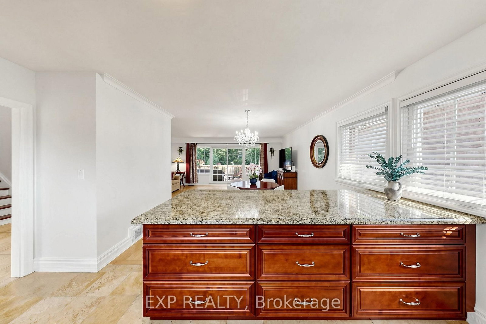 77 Letchworth Crescent • Toronto, ON photo 12