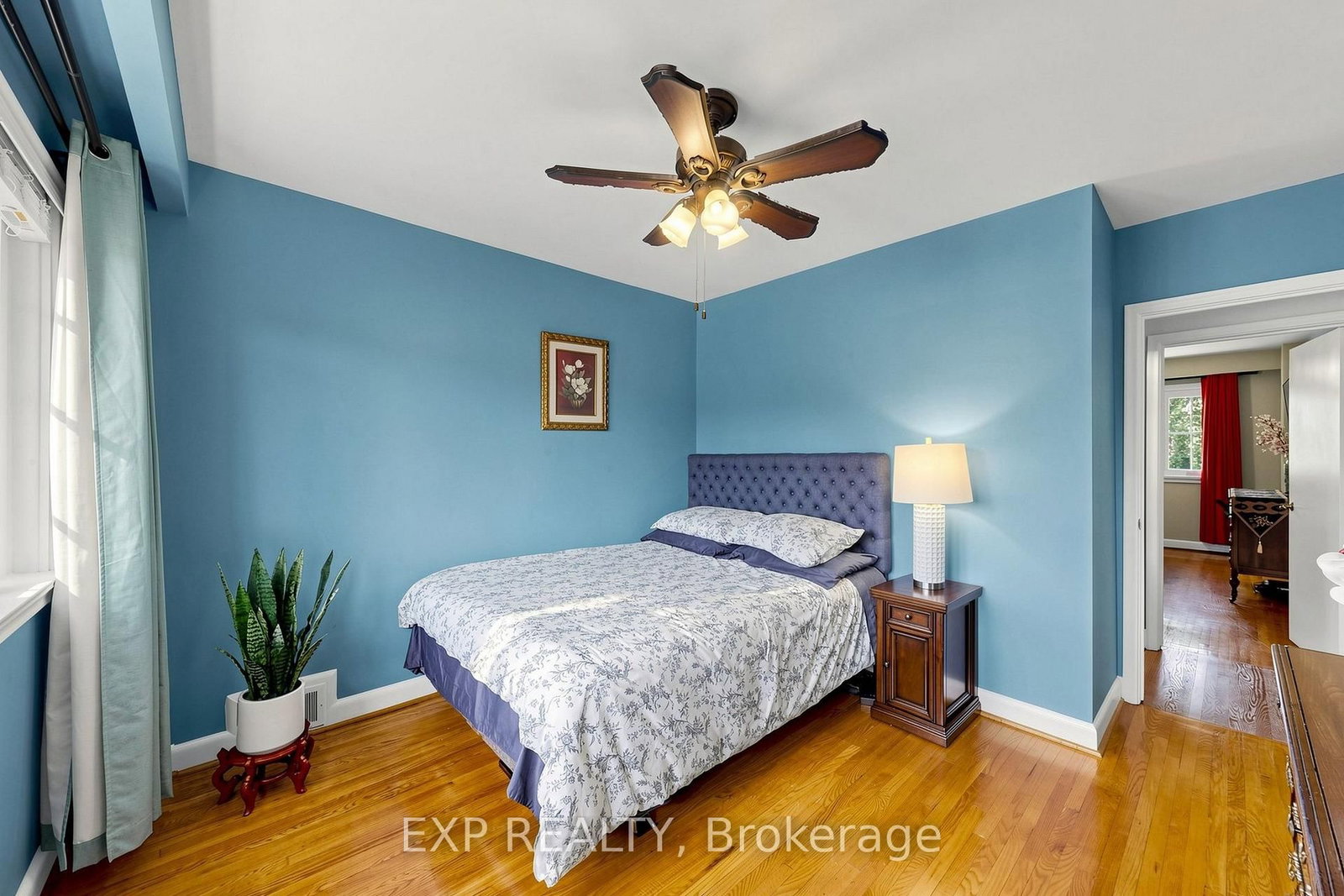 77 Letchworth Crescent • Toronto, ON photo 18