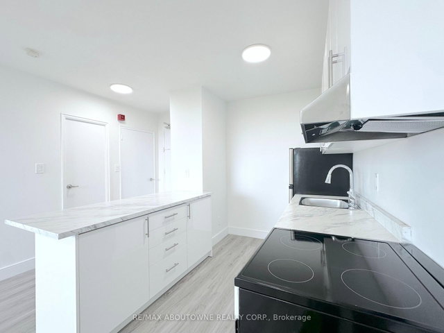 303 - 79 Jameson Avenue
