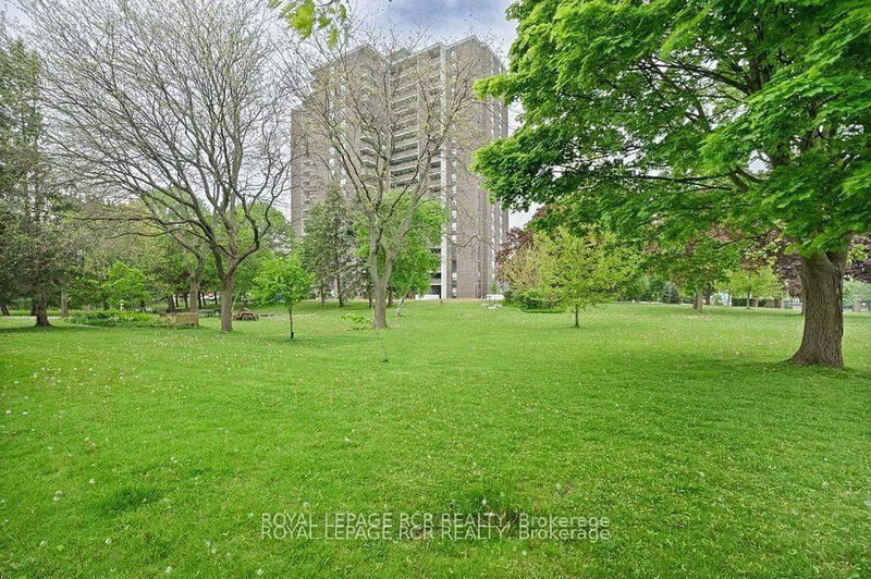 1535 Lakeshore Mississauga,ON L5E 3E2 — Photo 38