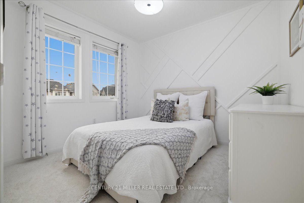 3085 Cardross Court • Oakville, ON photo 16