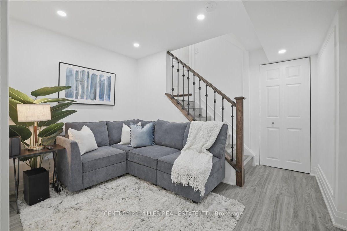 3085 Cardross Court • Oakville, ON photo 20