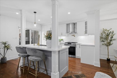 3085 Cardross Court • Oakville, ON photo 9