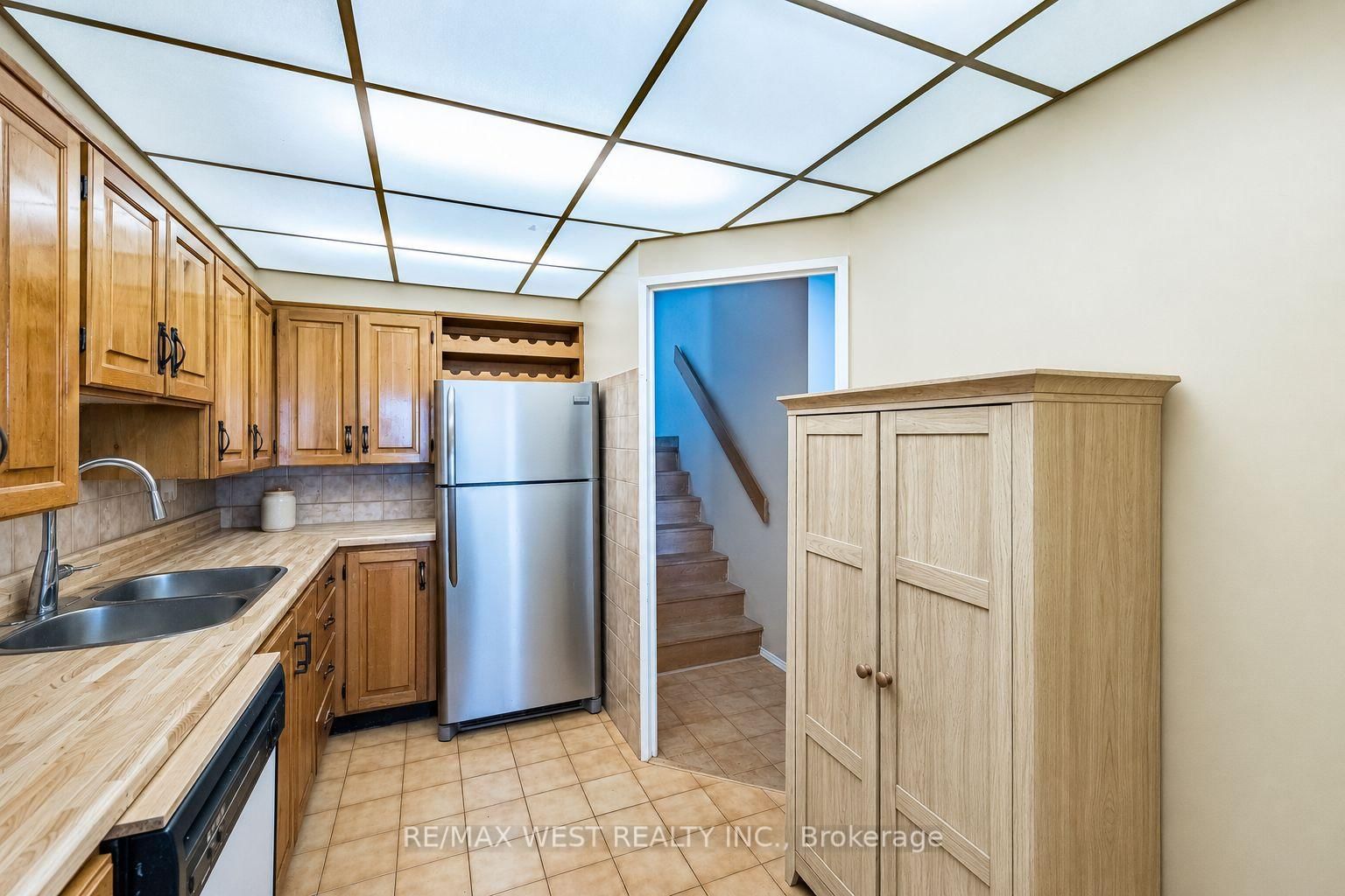 11 Wincott Drive • #1104 • Toronto, ON photo 10