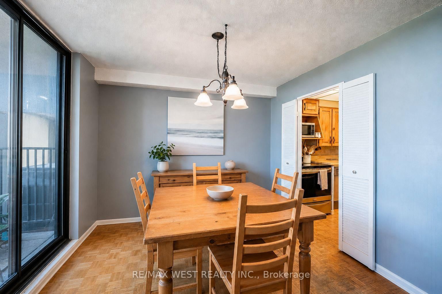 11 Wincott Drive • #1104 • Toronto, ON photo 18