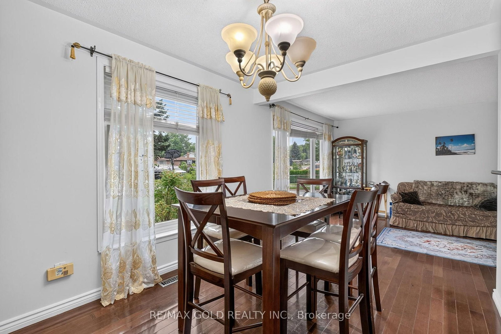 32 Dunblaine Crescent • Brampton, ON photo 11