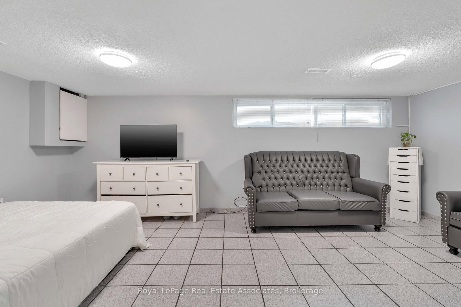 12 Anchor Drive • Toronto, ON photo 33