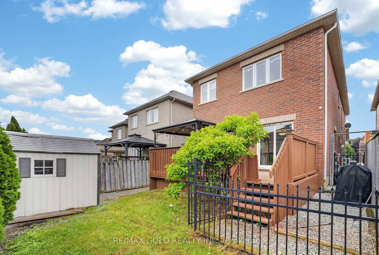 106 Meadowlark Dr, Drive • Halton Hills, ON photo 37