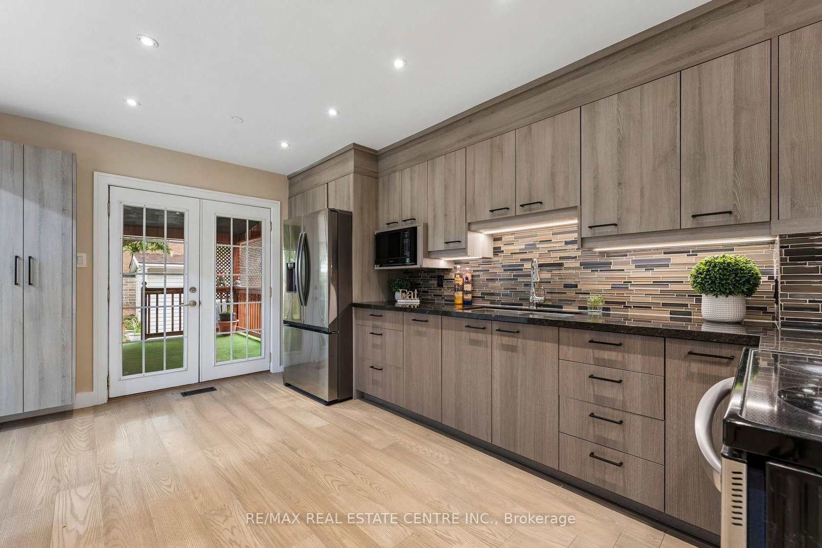 44 Adam Street • Brampton, ON photo 17