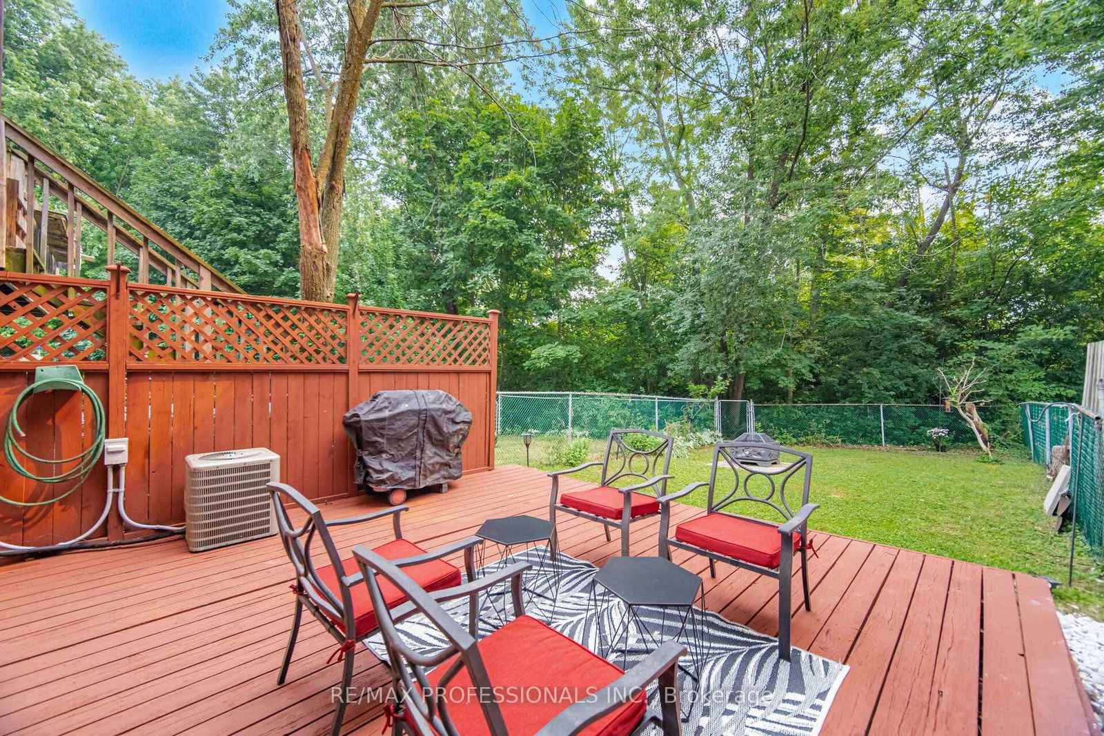 22 Pontiac Court • Brampton, ON photo 36