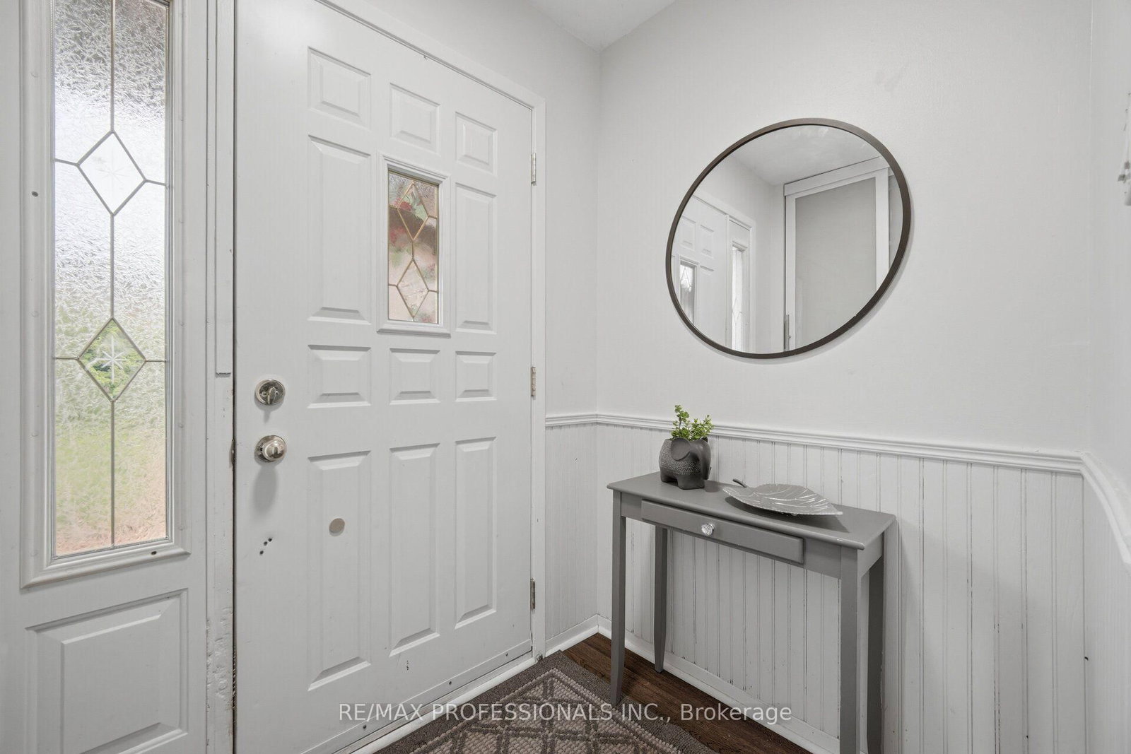 22 Pontiac Court • Brampton, ON photo 4