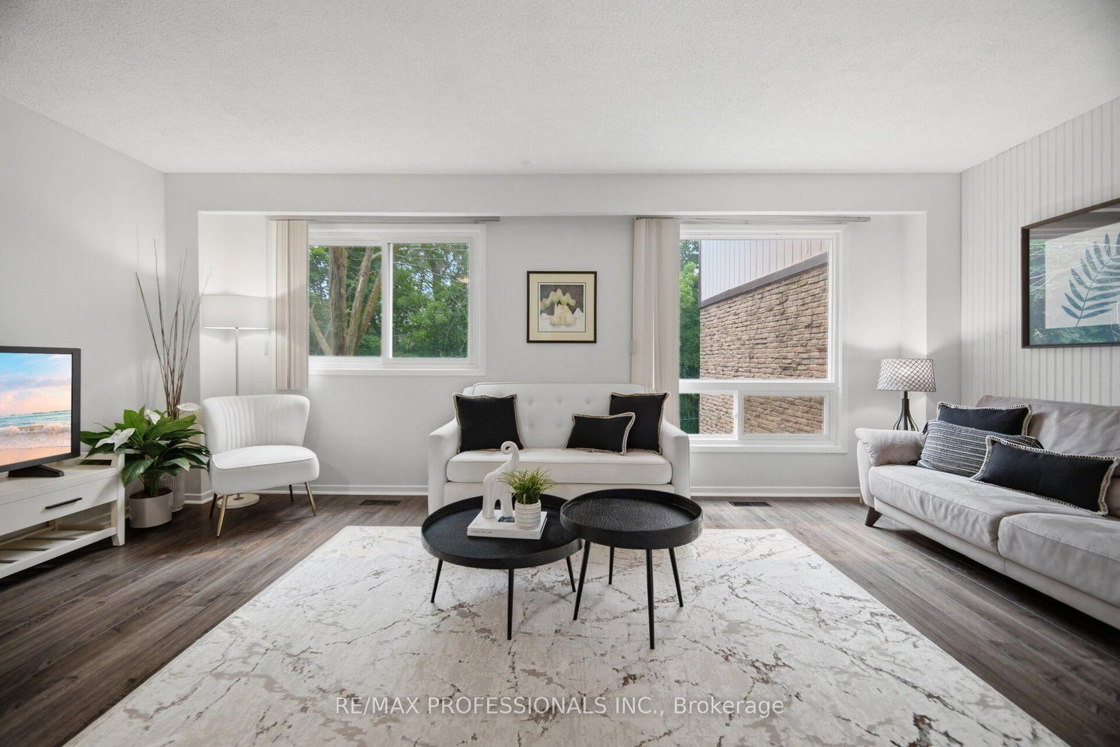 22 Pontiac Court • Brampton, ON photo 6