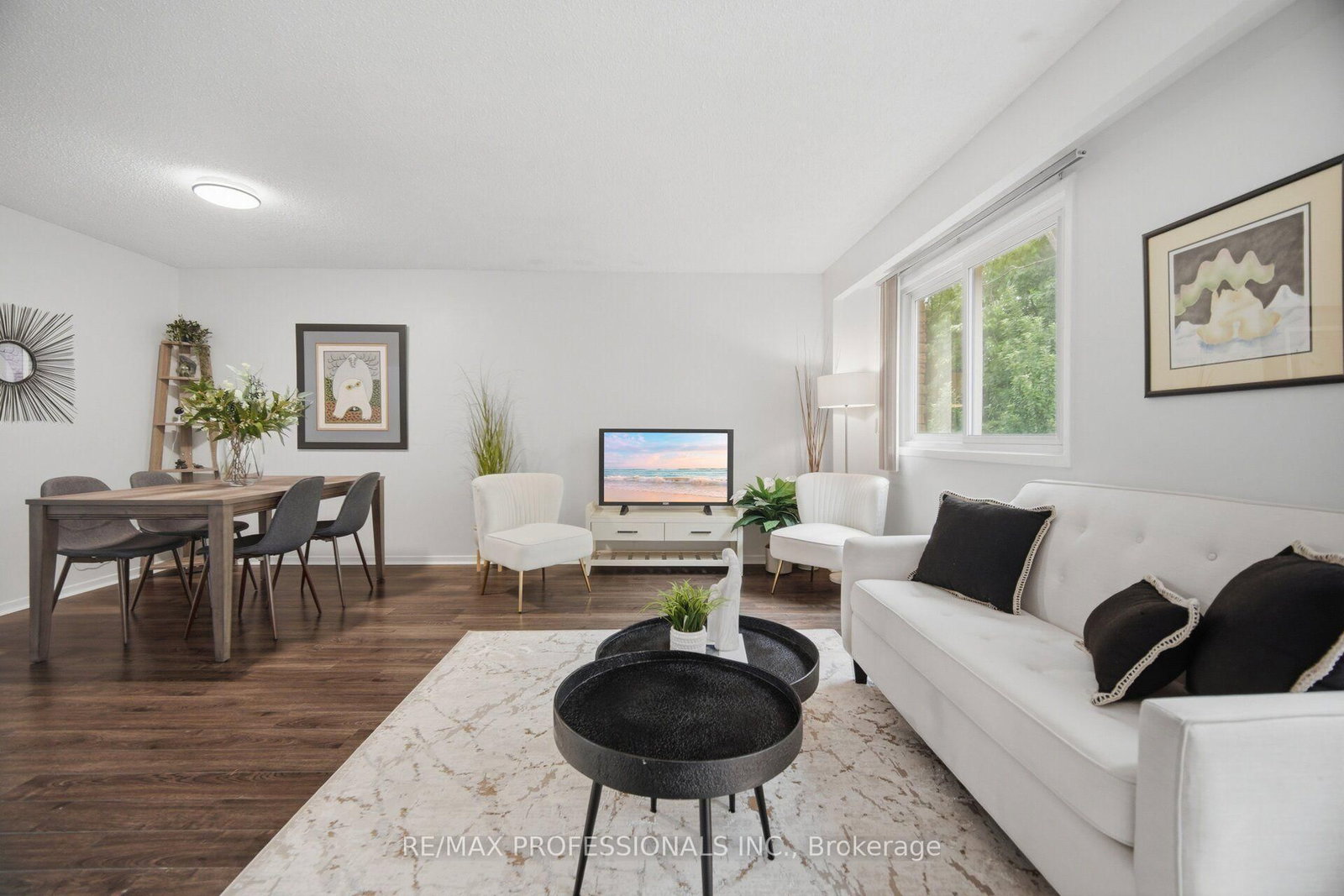 22 Pontiac Court • Brampton, ON photo 7