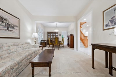 1641 Glenvista Drive • Oakville, ON photo 8