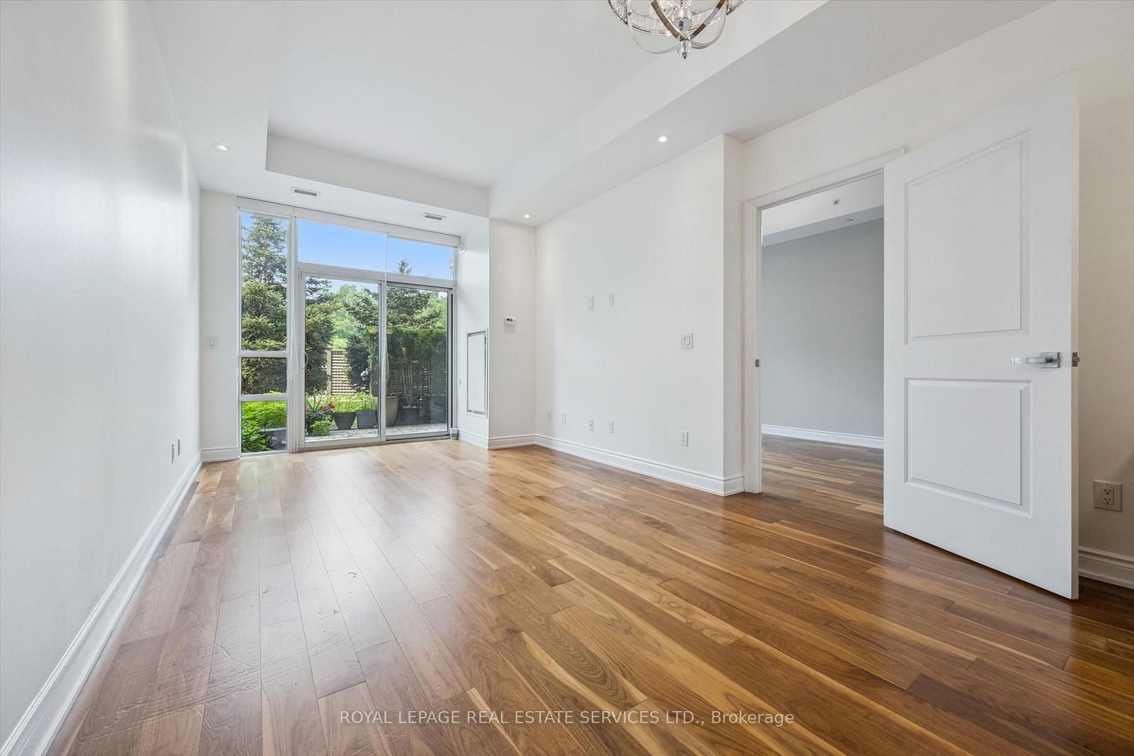 3500 Lakeshore Road W • #122C • Oakville, ON photo 15