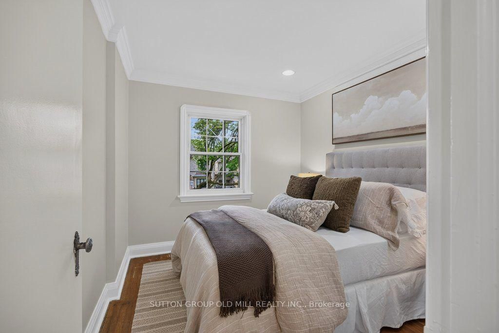 122 Strath Avenue • Toronto, ON photo 18