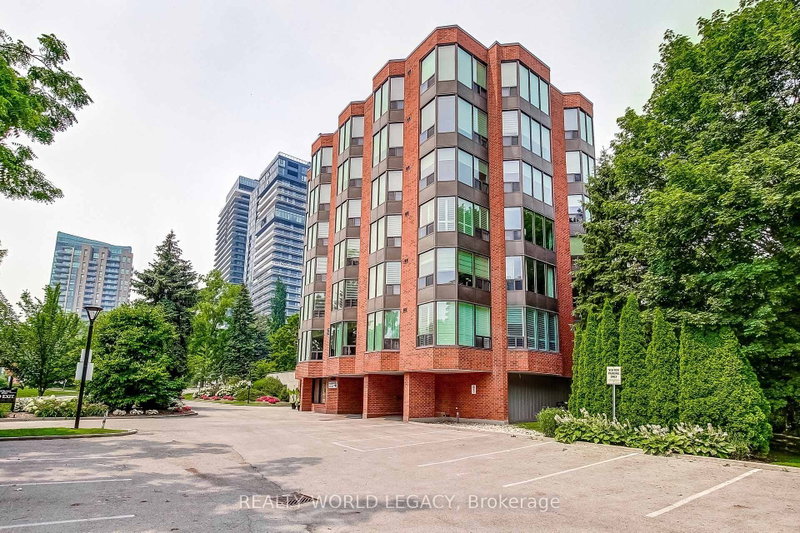501 - 2121 Lakeshore Road