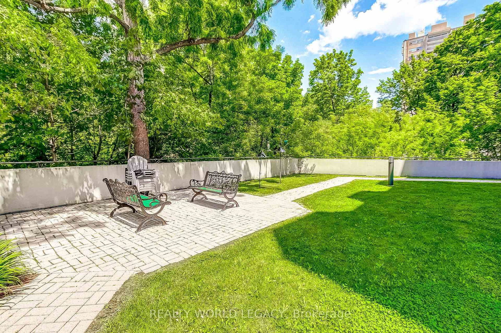 2121 Lakeshore Road • #501 • Burlington, ON photo 44