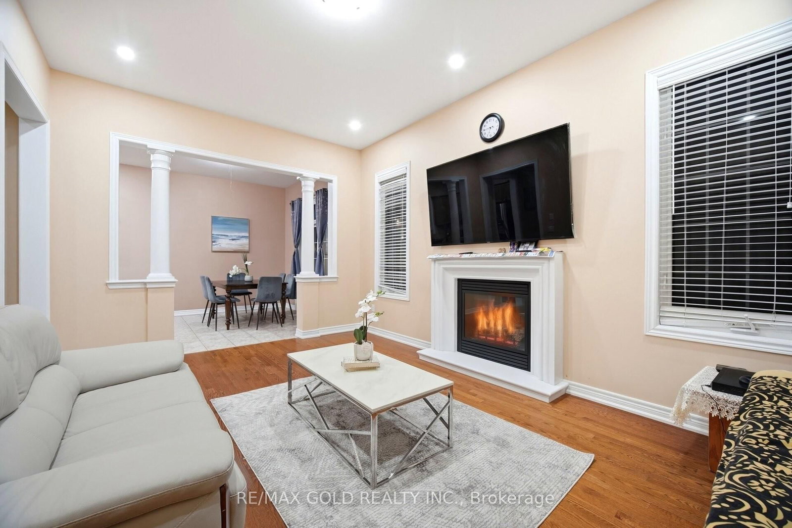 26 Drummondville Drive • Brampton, ON photo 11