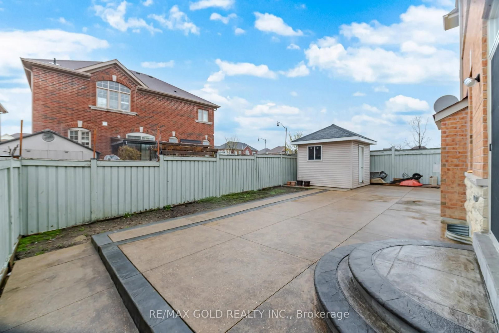 26 Drummondville Drive • Brampton, ON photo 25