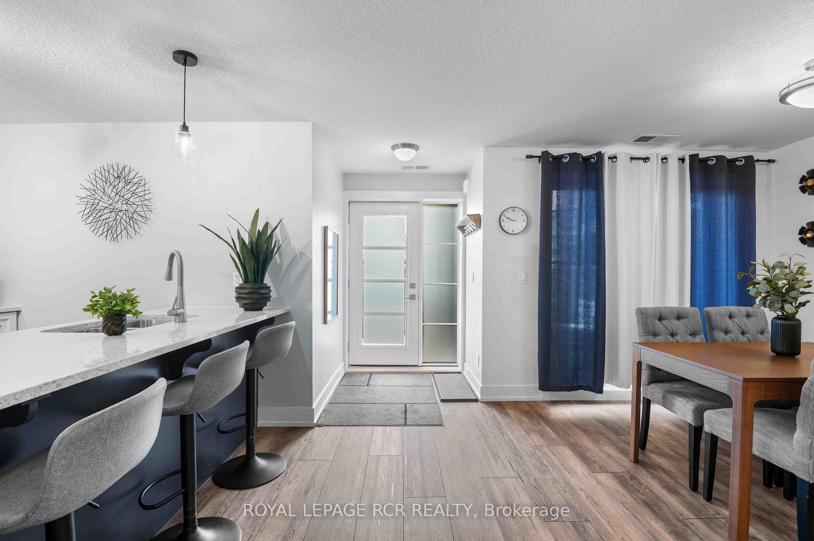 17 Centre Street • #102 • Orangeville, ON photo 11