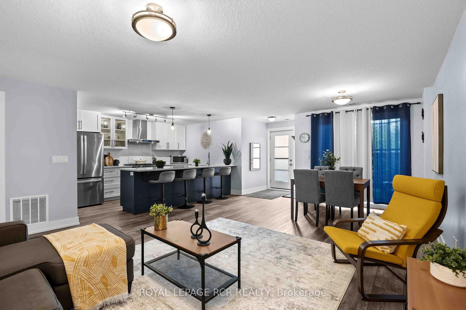 17 Centre Street • #102 • Orangeville, ON photo 12