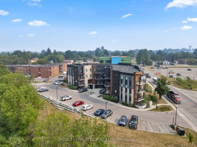 17 Centre Street • #102 • Orangeville, ON photo 2
