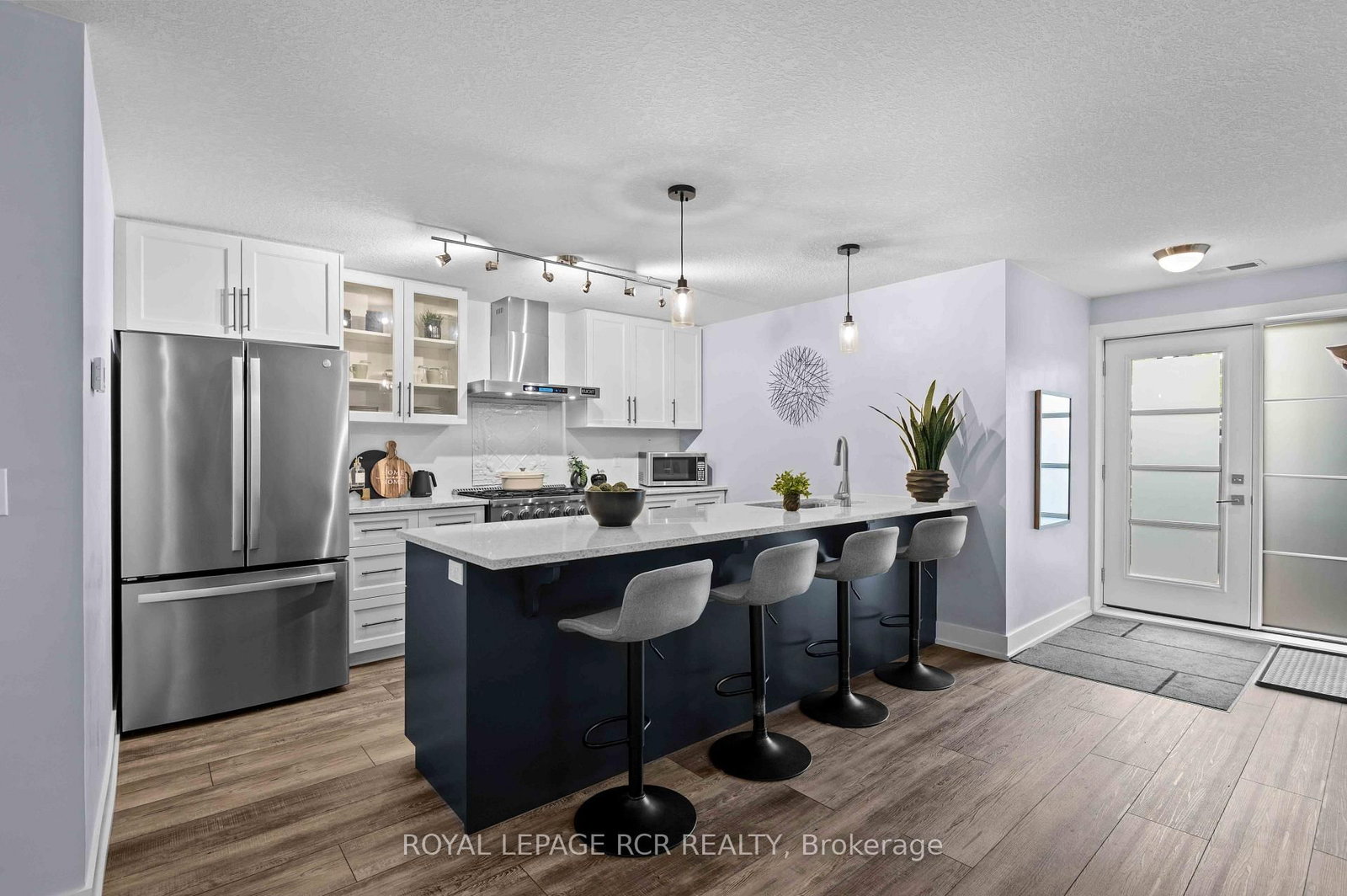17 Centre Street • #102 • Orangeville, ON photo 20