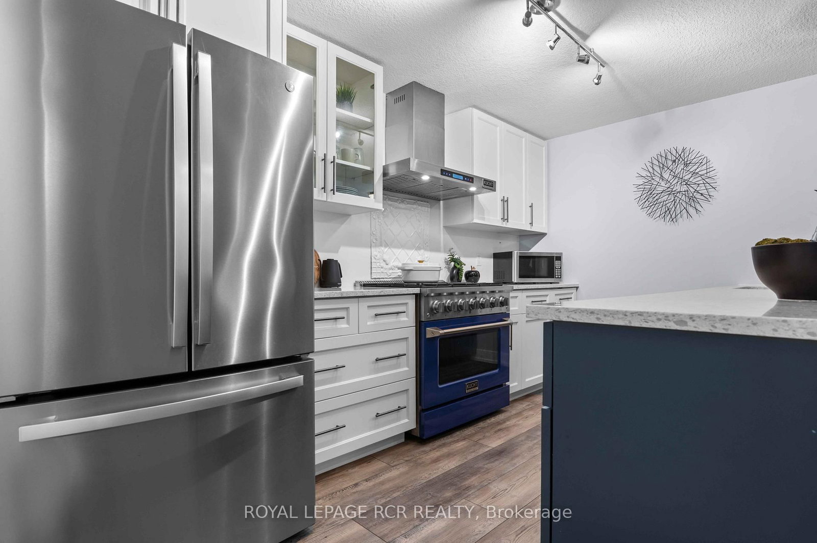 17 Centre Street • #102 • Orangeville, ON photo 25