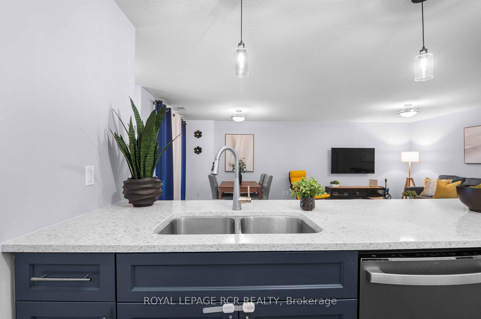 17 Centre Street • #102 • Orangeville, ON photo 28