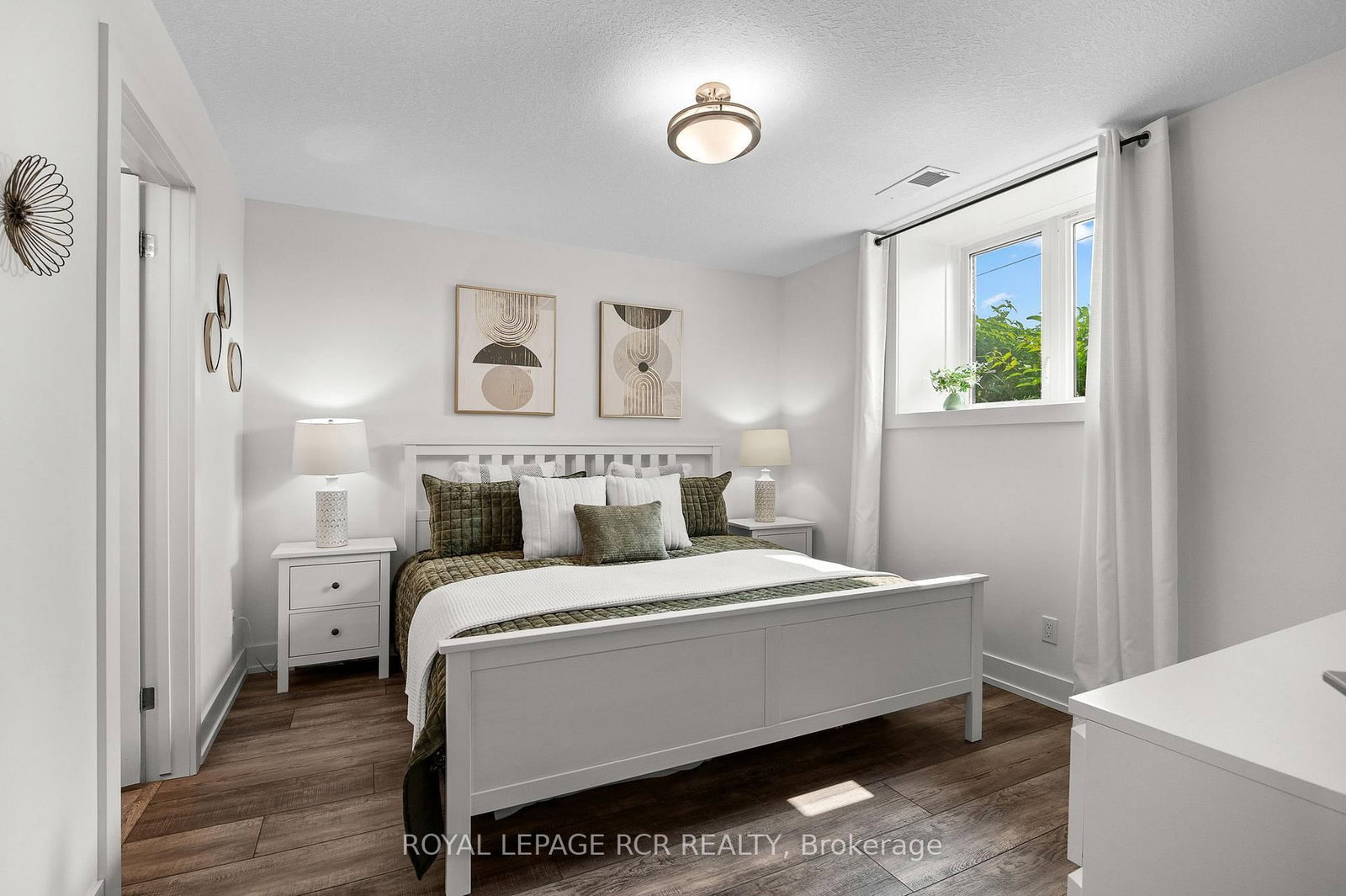 17 Centre Street • #102 • Orangeville, ON photo 31