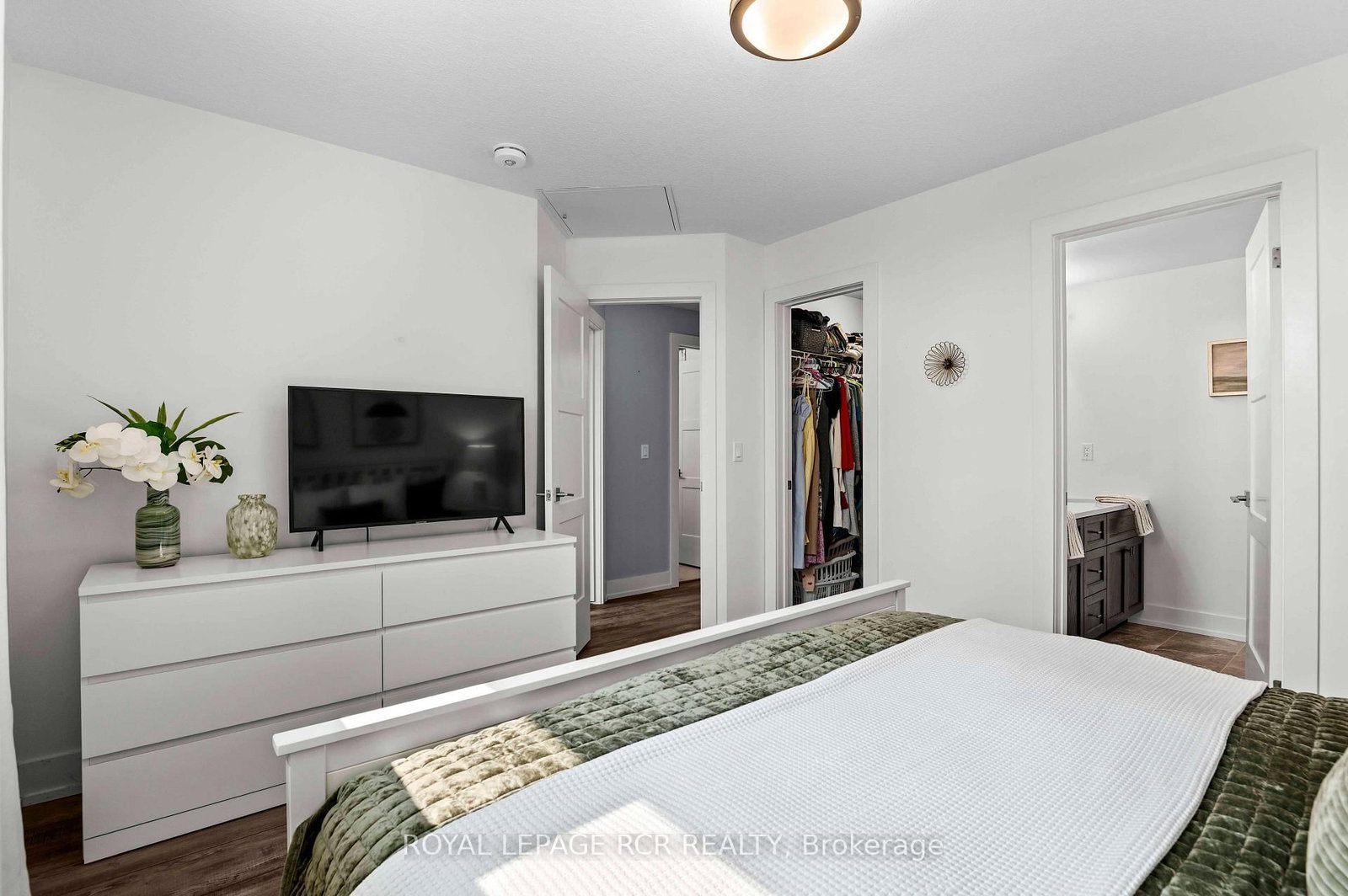 17 Centre Street • #102 • Orangeville, ON photo 33