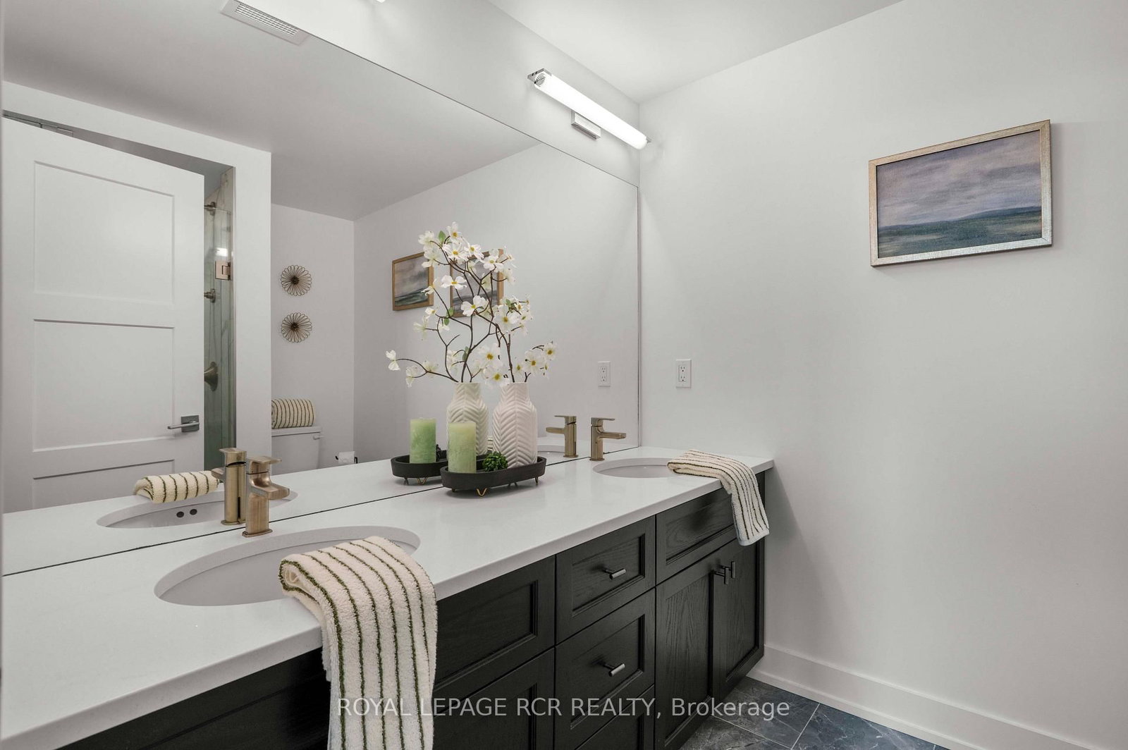 17 Centre Street • #102 • Orangeville, ON photo 34